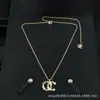 Colar Chanel Duplo C Transfronteiriço Nova Coleção, Autêntico com Etiquetas, Alta Qualidade, Atacado com Descontos por Quantidade, Direto do Fabricante