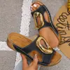 Chanclas de Exterior Gruesas Huecas de Talla Grande para Mujer, Nuevo Estilo de Comercio Exterior con Hebilla Metálica, Sandalias Ligeras de Playa