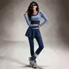 Conjunto Deportivo Casual de Yoga para Mujer Falso Dos Piezas Cuello Redondo Manga Larga Shorts de Cintura Alta Secado Rápido Transpirable Entrenamiento de Fitness Versátil