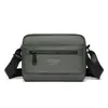 Bolso bandolera casual ligero para exteriores, nuevo estilo para hombre, gran capacidad, diseño simple, bolso de hombro versátil, adecuado para ciclismo y deportes