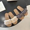 Chinelos Planos de Luxo Super Modernos Estilo Chanel 2025 Novo Estilo Francês Perfeitos para Combinar com Vestidos, Sandálias de Verão Deslumbrantes para Mulheres