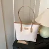 Bolso de Hombro Grande Capacidad Estilo Coreano para Mujer 2026 Primavera Nuevo Estilo Bolso de Mano Simple y de Moda Bolso Tote Versátil para Ropa de Trabajo