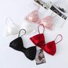 Ropa interior de copa triangular francesa transfronteriza para mujer sin aro de acero, ajustable, espalda hermosa, sin tirantes, con un solo broche, cinta de seda, almohadilla para el pecho