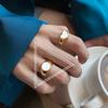 Anel de concha branca em forma de coração estilo europeu e americano da moda Temperamento feminino simples anel de dedo indicador redondo dourado joia