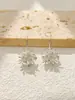 Brincos Simples de Metal Fogos de Artifício, Acessórios de Alto Padrão, Brincos Modernos e Versáteis, Acessórios de Luxo Leve para Mulheres