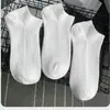 Calcetines de Moda para Mujer, Calcetines de Seda de Cristal, Estilo Fresco, Transpirables, Absorbentes de Sudor, Casual, Estilo Dulce, Estilo Floral, Calcetines para Mujer con Borde de Encaje