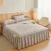 Juego de sábana bajera acolchada Clase A y faldón de cama dos en uno, nuevo modelo 2025, cubrecama engrosado con faldón y ribete en el borde para ocultar imperfecciones