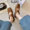 Sapatos Femininos de Couro Macio com Solado Flexível Que São Confortáveis e Não Cansam Seus Pés, Sapatilhas para o Verão, Sapatos Mary Jane Respiráveis Que Combinam Bem com Saias, Sapatos Pequenos de Couro
