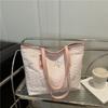 Bolsa Tote de Hombro Único y de Mano de Alta Gama, Versátil, de Moda, con Bordado de Diseño de Nicho, Personalidad Elegante, Otoño 2025