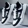 Zapatos Nuevos de Primavera 2025 Zapatos Blancos para Hombre Zapatos de Moda Estilo Coreano Versátiles Casuales Zapatos de Hombre Tenis Deportivos Transpirables Transfronterizos