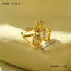 Anillo Retro Personalizado de Acero Inoxidable con Flor y Hoja de Nicho Transfronterizo Que No Se Desvanece Moda Europea y Americana Anillo de Acero de Titanio de Gama Alta
