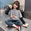 Camada Base Patchwork Estilosa para Meninas em Fleece Alemão Gola Redonda Novo Estilo Outono/Inverno para Crianças de Médio a Grande Porte Camada Interna Quente Tendência
