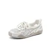 Nuevos zapatos blancos de cuero de color sólido para mujer, para comercio exterior transfronterizo, zapatos planos básicos, zapatos deportivos casuales para estudiantes