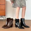 Botines Elegantes de Punta Fina Estilo Retro Francés para Mujer 2026 Otoño/Invierno Nuevos con Cremallera Trasera Tacón Bajo Moda Tacón Grueso Botas Adelgazantes