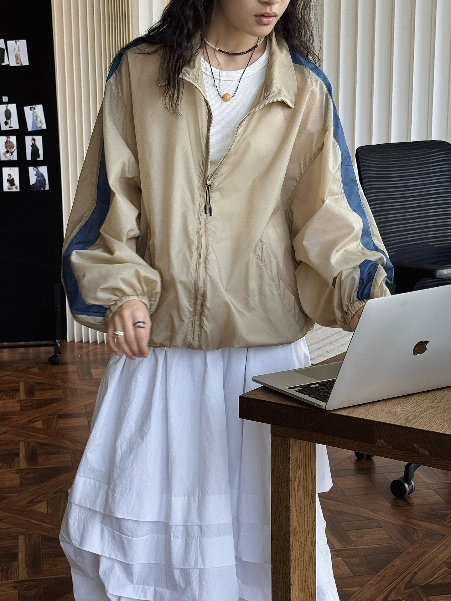 DE6444CD-3752-4E4B-9BB8-7F7348