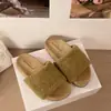 Pelúcia outono e inverno 2026 estilo Birkenstock elegante para uso externo plano sola grossa novo super popular chinelos de enfiar confortáveis