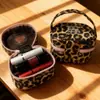 Bolso Pequeño Cuadrado Portátil Nuevo Estampado Leopardo Retro para Mujer Bolsa de Cosméticos Bolsa de Almacenamiento de Viaje de Alto Valor Bolsa de Cosméticos