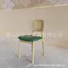 Sofá de cabina personalizado para casa de té comercial, cafetería, restaurante occidental, hot pot, restaurante de comida japonesa, mesa y sillas de mimbre tejido de madera maciza montadas en la pared