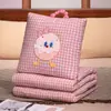 Dormitorio de verano, aula de estudiantes, descanso para almorzar, aire acondicionado, coche, dormitorio, oficina, siesta de chicas, almohada, manta