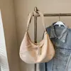 Bolsa de Veludo Dumpling Feminina Nova Grande Capacidade Casual Versátil Ombro Transversal Simples Moderna para o Dia a Dia