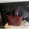 Bolso de Hombro Casual y de Moda para Mujer 2025 Nuevo Bolso Tote Retro de Gama Alta Gran Capacidad Casual Bolso de Axila
