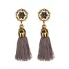 Pendientes Vintage Europeos y Americanos de Corte Barroco con Diamantes y Borlas Huecas con un Look Fresco de Alta Gama Inspirado en Chanel