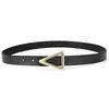 Novo Cinto de Couro Bovino com Fivela Triangular para Mulheres Versátil Moda Decorativo Estilo Celebridade da Internet Cinto de Couro Genuíno Simples