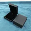 Venta Caliente Promocional Caja de Joyería de Cuero Rellena de Papel de Ángulo Recto Caja de Embalaje de Joyería de Moda Caja para Colgantes Caja para Collares Al por Mayor Multicolor