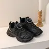 Zapatillas Deportivas Infantiles Zapatos de Papá para Niñas Estilo Invierno 2026 Cálidas Ligeras con Felpa Adicional Algodón Secundario Zapatos para Correr de Estudiantes para Niños