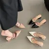 Sandalias de tacón alto con remaches para primavera y verano, nuevas sandalias slip-on de estilo francés, diseño de media zapatilla transpirable con puntera abierta, estilo casual, punta fina, versátiles