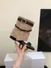 Nova chegada: Botas Femininas Frescas com Plataforma para Aumentar a Altura, Peito Aberto, para o Verão de 2026, Botas de Cano Médio para Combinar com Saias e Calças para um Visual Emagrecedor