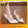 Zapatos de tacón alto estilo francés, punta fina, tacón de aguja, plisados, sin cordones, diseño de nicho femenino para el trayecto diario al trabajo