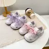 Zapatos Deportivos de Moda para Niñas Estilo Primavera/Otoño 2026 Zapatos de Princesa con Lazo Brillante Suela Suave Casual Versátiles Zapatos Forrest Gump