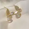 Pendientes de Bola Exquisitos con Circonita Vintage y Concha de Mariposa Natural Exquisitos Aretes Frescos Pendientes de Diseño Exquisito con Sentido de Diseño para el Viaje Diario