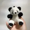 Chaveiro Panda Piloto Desenho Animado Urso Fofo Boneca Vestida Boneca Estudante Pequeno Presente Pingente Venda por Atacado