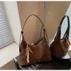 Bolsa Retro Fosca Transfronteiriça para Mulheres, Grande Capacidade, Nova Bolsa de Ombro Transversal de Nicho Outono/Inverno 2026, Bolsa Dumpling para o Dia a Dia