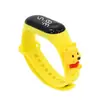 Em estoque atacado boneca de desenho animado relógio eletrônico infantil pulseira de toque LED relógio esportivo para homens e mulheres estudantes presentes