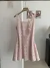 Kekezoon Vestido sin mangas tipo A con cuello cuadrado estilo francés, floral dulce, ajustado a la cintura, adelgazante, bordado, falda corta 7936