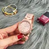 Suministro de microcomercio de Taobao Reloj de Moda para Mujer de lujo con cristal Diseño de esfera de diamantes completos de moda casual coreana