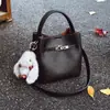 Bolsa Balde de Moda de Nicho Transfronteiriça 2026 Nova Elegante Simples Bolsa de Ombro Bolsa de Mão Bolsa Transversal Bolsa Casual