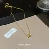 Moda Lujo Ligero Versátil Colgante de Cintura Pequeña Zirconia Microincrustada Cadena Corta para Clavícula Elegante de Alta Gama Acero de Titanio Collar para Mujeres