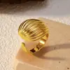 Influenciador de Moda Europeu e Americano Estilo Quente Anel Borboleta Aberto Liso Banhado a Ouro 18K em Aço Inoxidável Anel de Nicho Joias Femininas