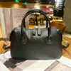 Bolso de Mujer de Cuero Genuino Transfronterizo Nueva Llegada Capa Superior Cuero de Becerro Curtido Vegetal Bolso Boston Retro Portátil Combinable Bolso Bandolera Bolso de Hombro para Mujer