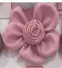 9cm Elegante Exquisito Cuero Sintético PU Cuero Combinación de Flores Bolso de Flor Accesorios Flor para Zapato Decorativa Flor diy Accesorios de Joyería para el Cabello Venta al por Mayor