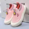 Sapatos Casuais Infantis de Primavera e Outono, Tênis para Meninos, Sapatos Respiráveis de Malha Fly-Knit Antiderrapantes, Slip-Ons Macios e Respiráveis para Meninas para o Jardim de Infância