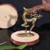 Adornos de Ciervo Chapados en Cobre Hechos a Mano Par Sólido de Ciervos Sika Pequeños Adornos de Joyería Fortuna en el Camino Artesanía de Metal