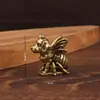 Cruz de Latão Abelha Transfronteiriça Cachorrinho Artesanato de Latão Ornamento 3D para Mesa Escritório Pequena Estátua Ornamento