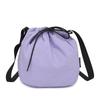 Bolso bandolera ligero de nailon estilo japonés, diseño con cordón, minibolso tipo cubo, sencillo, de color liso, estilo versátil para teléfono móvil.