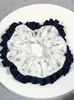 Elástico de Cabelo Scrunchie Listrado com Renda Estilo Coreano para Mulheres, Acessório de Cabelo Suave e Elegante, Elástico de Cabelo Scrunchie Estilo Coreano