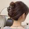 Pinza Geométrica Ondulada de Metal de Gama Alta Estilo Coreano Simple Ins Pinza de Agarre Pinza de Tiburón Diseño de Moda Accesorios para el Cabello para Mujeres